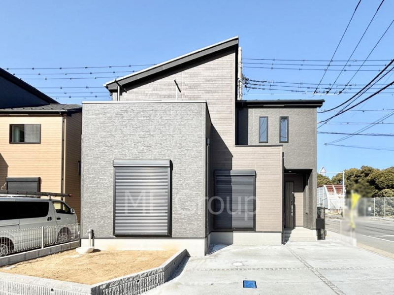 ���n�O�ώʐ^�@�������ꂽ�O�ρA�㎿�ȏZ��Ԃ��L���鎺���͉i�����S���ĉ߂�����Z���ł��B 