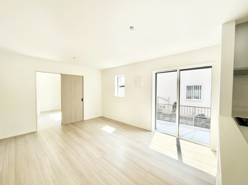 ���̑����ρ@�אڂ̗m�����J������΂���ɍL�X��Ԃ�  