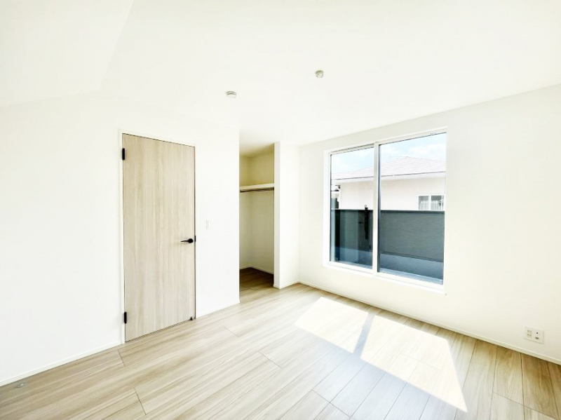 ���̑����ρ@�o���R�j�[���J�������v���X���Ă����m��