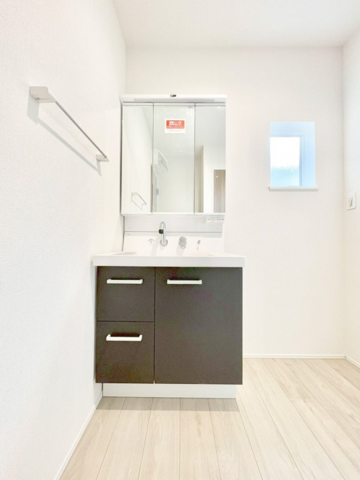 ���ʑ�E���ʏ��@���[�͂Ƌ@�\���ɗD�ꂽ���ʉ��ϑ�