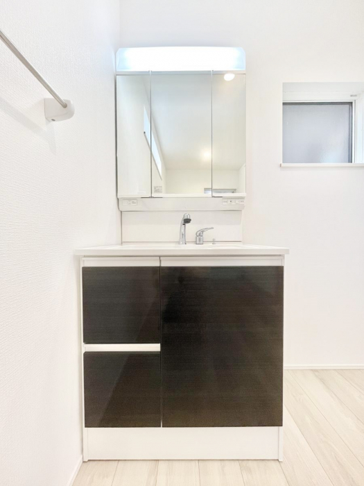 ���ʑ�E���ʏ��@���[�͂Ƌ@�\���ɗD�ꂽ���ʉ��ϑ�  