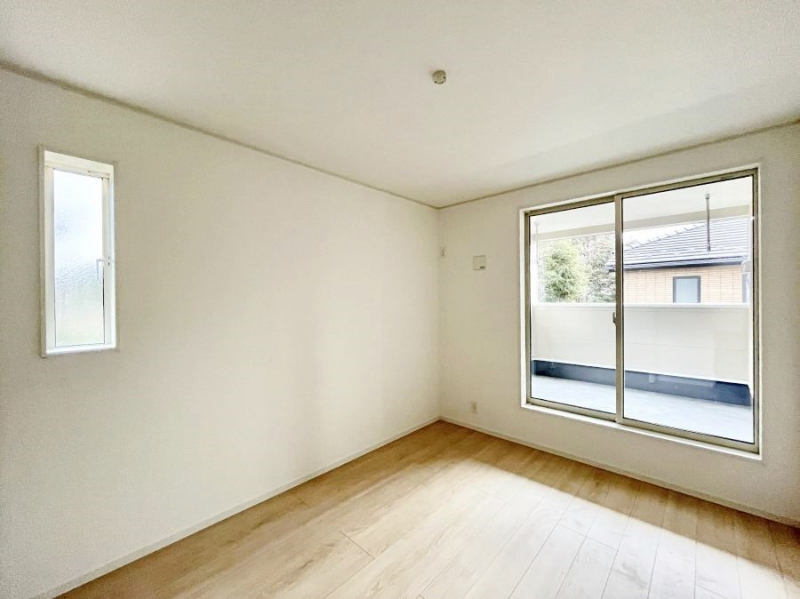 ���̑����ρ@���邢�o���R�j�[�T�C�h�ɗm����ݒu�B�ڊo�߂̗ǂ��Q���ɁB