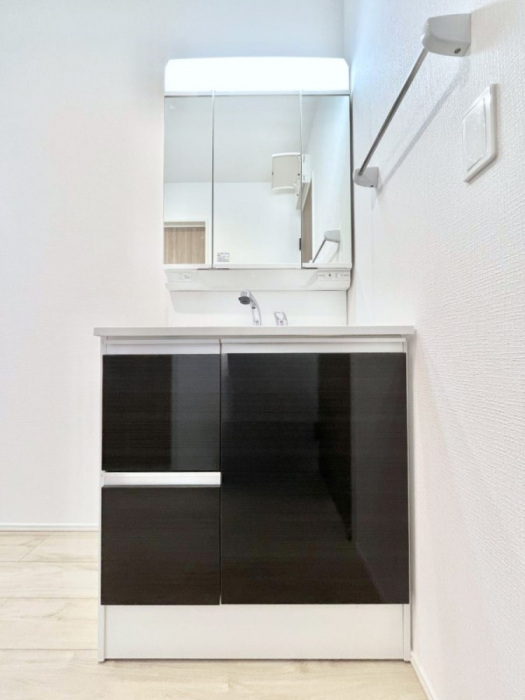 ���ʑ�E���ʏ��@�傫�����₷���O�ʋ��Ő�����������ʑ�́A�g�����Ȃ݃`�F�b�N�┧�̂������ɂ������߂ł��B 