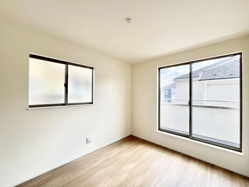 ���̑����ρ@���邢�o���R�j�[�T�C�h�ɗm����ݒu�B�ڊo�߂̗ǂ��Q���ɁB