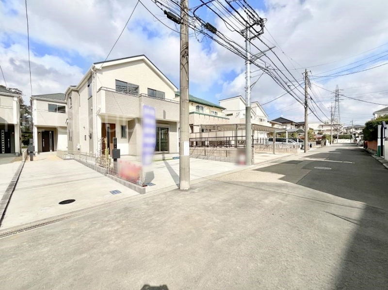 ���n�O�ώʐ^�@�O�ʓ��H�͂�����Ɛ�������Ă��܂�