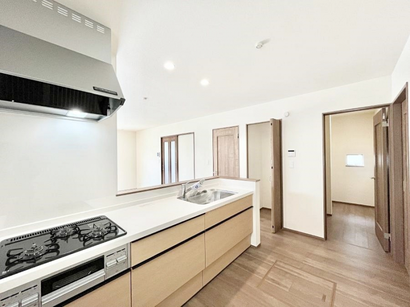 �L�b�`���@�J�E���^�[�z���Ɋy����������ׂ�B�����̂������������Ɣ��������Ȃ肻���ł��ˁB