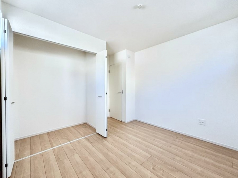 �q�������@�q�������ɂ��������߂Ȏ��[�X�y�[�X�����Ղ�̋���