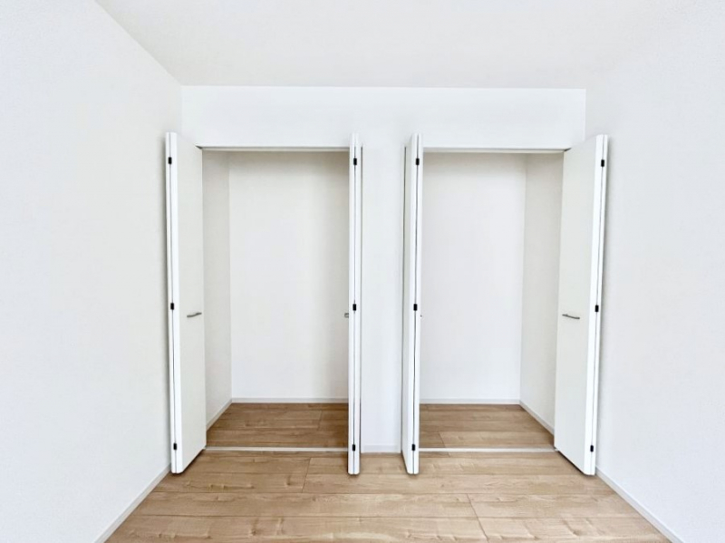 ���[�@�m���̃N���[�[�b�g�B���s��������̂Ō���̈ߗނ�����������܂�܂��B