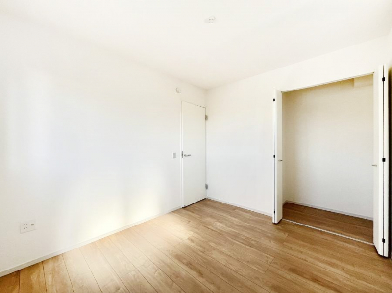 �Q���@�g���₷���`�Ńx�b�g��Ƌ�̒u�����ɂ����邱�Ƃ�����܂���B   