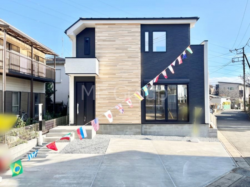 ���n�O�ώʐ^�@�������ꂽ�O�ρA�㎿�ȏZ��Ԃ��L���鎺���͉i�����S���ĉ߂�����Z���ł��B 