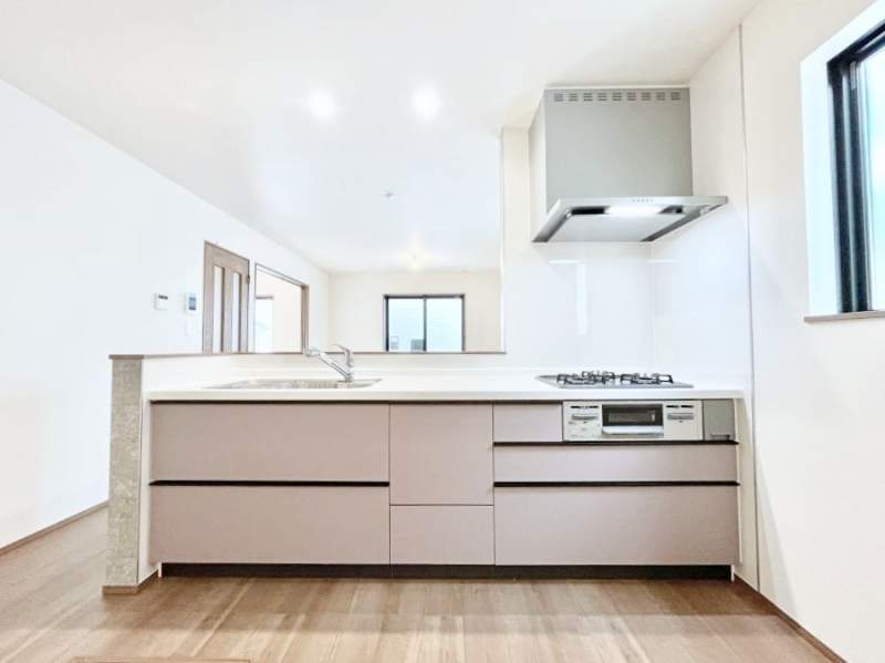 �L�b�`���@�������������I�ɁA�y�����I�V�X�e���L�b�`��  