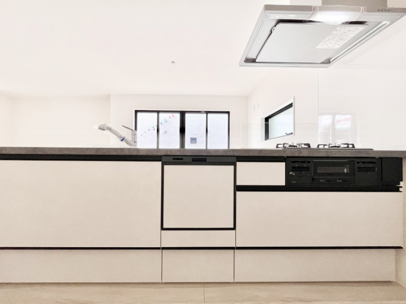 �L�b�`���@�������������I�ɁA�y�����I�V�X�e���L�b�`��