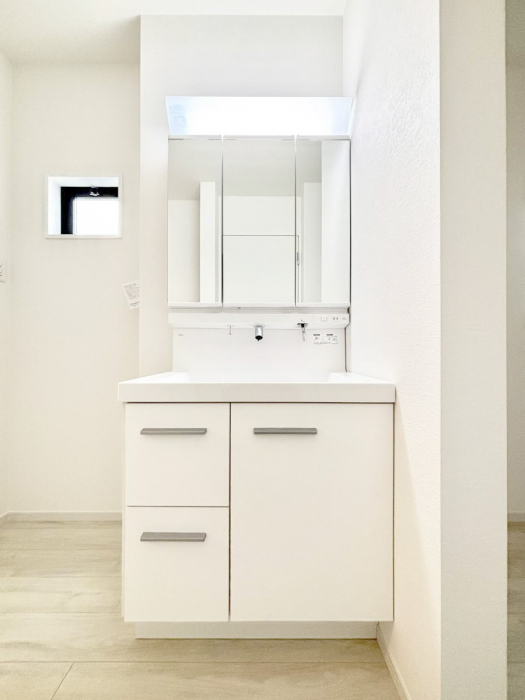 ���ʑ�E���ʏ��@���[�͂Ƌ@�\���ɗD�ꂽ���ʉ��ϑ�