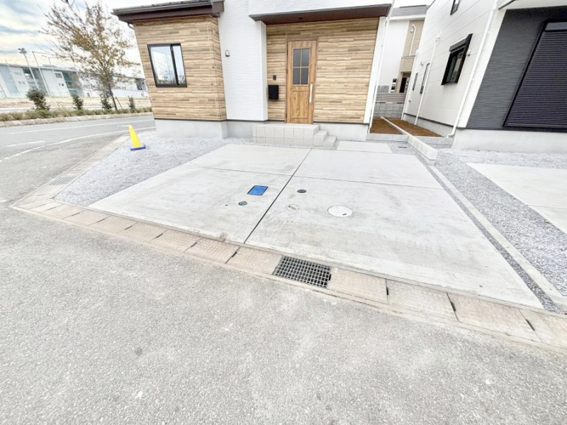 �@�����Ɍ������Ȃ����ԃX�y�[�X�B