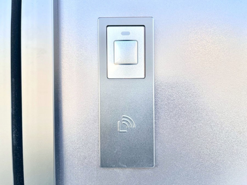 ���̑��@�X�}�[�g�ɊJ���ł���d�q�L�[