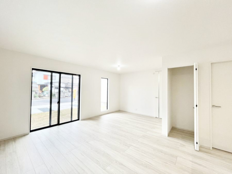 ���̑����ρ@�Ƒ������R�ƏW�܂�e���̃X�y�[�X�ɂȂ肻��