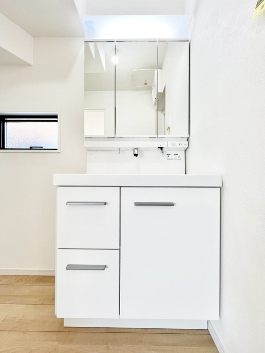 ���ʑ�E���ʏ��@���[�͂Ƌ@�\���ɗD�ꂽ���ʉ��ϑ�