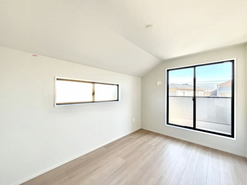 ���̑����ρ@�o���R�j�[���J�������v���X���Ă����m��