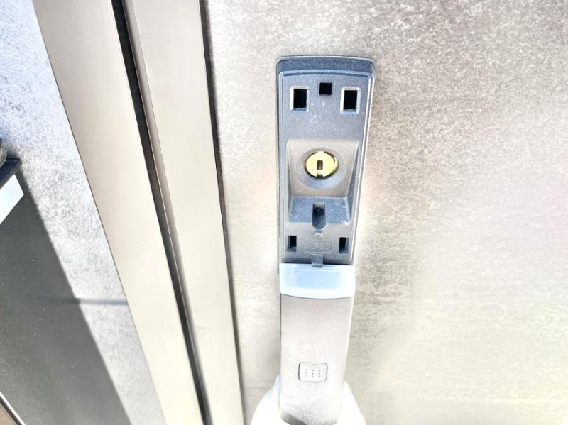 ���̑��@�X�}�[�g�ɊJ���ł���d�q�L�[