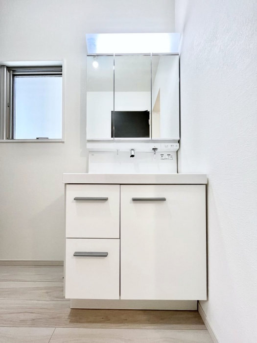 ���ʑ�E���ʏ��@�傫�����₷���O�ʋ��Ő�����������ʑ�́A�g�����Ȃ݃`�F�b�N�┧�̂������ɂ������߂ł��B 