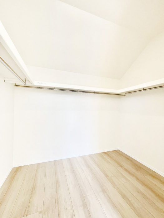 ���̑��@�ߗނ��n���K�[�Ɋ|�����܂܎��[�ł���WIC�B�ߗނ̐������ڂ����₷���ĕ֗��ł��I