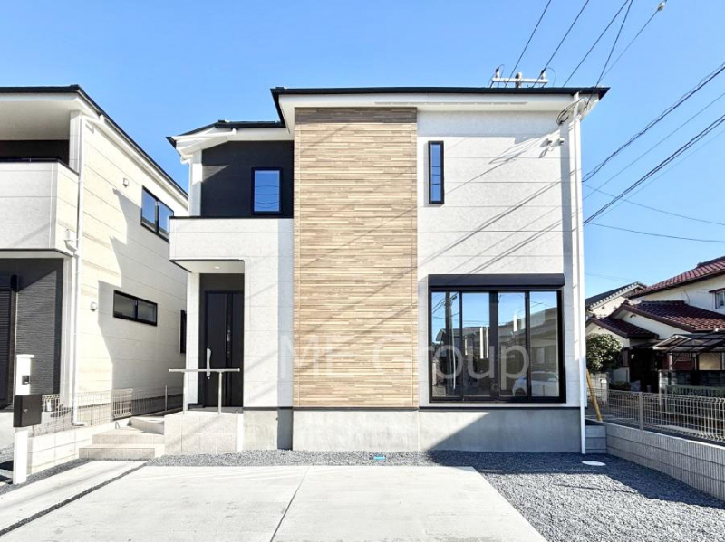 ���n�O�ώʐ^�@�������ꂽ�O�ρA�㎿�ȏZ��Ԃ��L���鎺���͉i�����S���ĉ߂�����Z���ł��B 