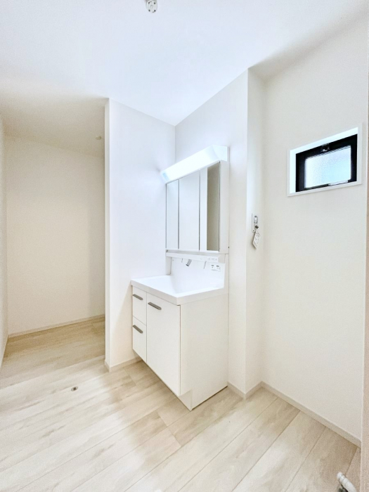 ���̑��@��Ƃ�̐��ʃX�y�[�X�Œ��̐g�x�x�����N���N  