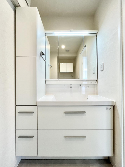 ���ʑ�E���ʏ��@���[�͂Ƌ@�\���ɗD�ꂽ���ʉ��ϑ�      