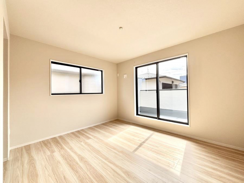 ���̑����ρ@�o���R�j�[���J�������v���X���Ă����m��