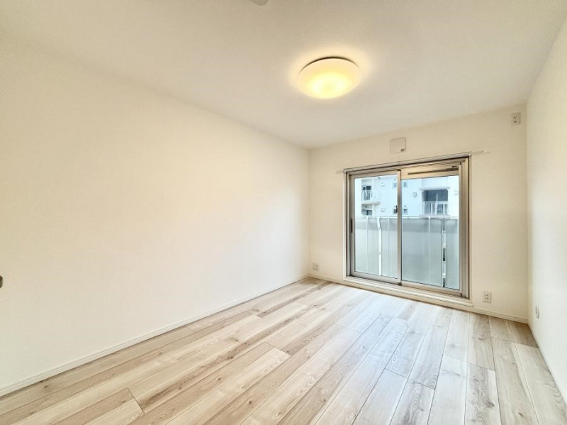 ���̑����ρ@�o���R�j�[���J�������v���X���Ă����m��  