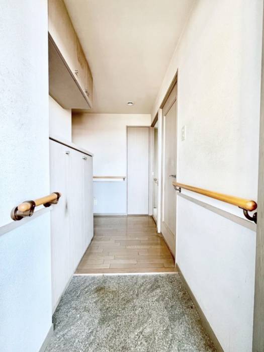 ���ց@�Ƒ��̋A��₨�q�l�������������}���錺��  