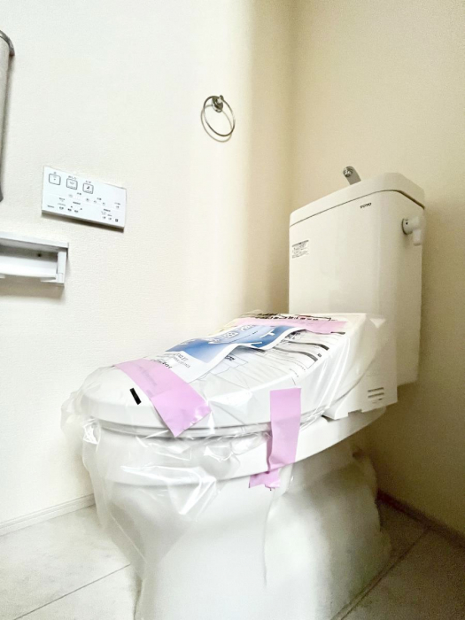 �g�C���@�g�C����1�K��2�K���ꂼ��ɔz�u����Ă��ĂƂĂ��֗��ł��B 