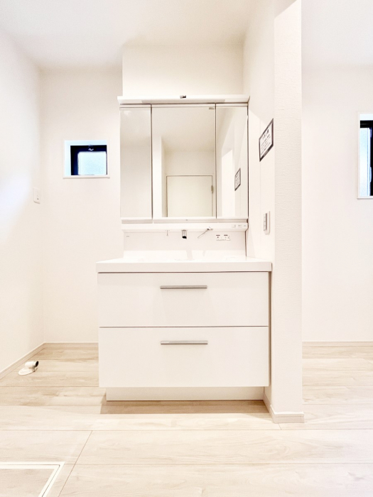 ���ʑ�E���ʏ��@���[�͂Ƌ@�\���ɗD�ꂽ���ʉ��ϑ�