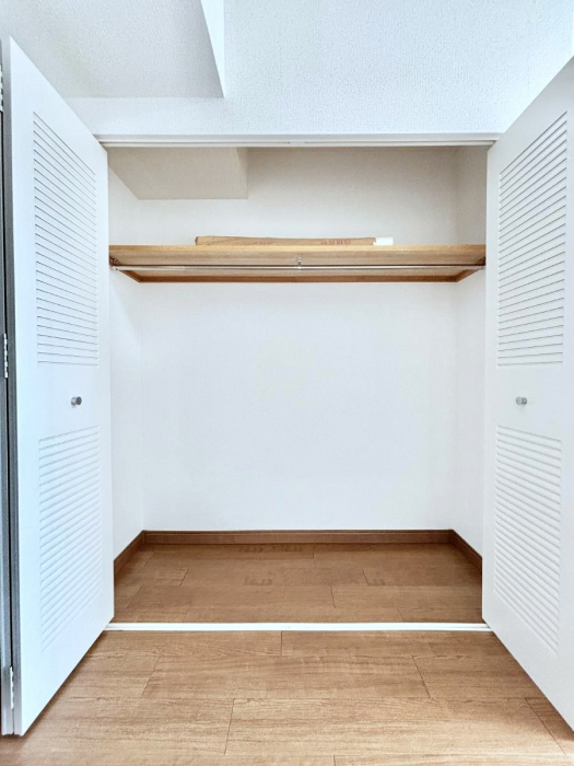 ���[�@�m���N���[�[�b�g�B���s��������̂Ō���̈ߗނ�����������[�ł��܂��B