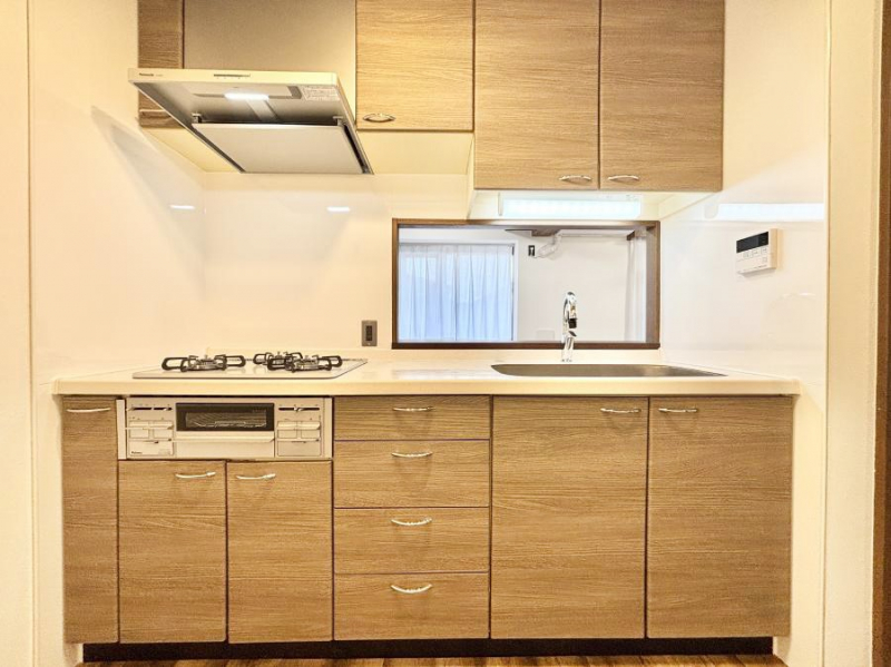 �L�b�`���@�������������I�ɁA�y�����I�V�X�e���L�b�`��