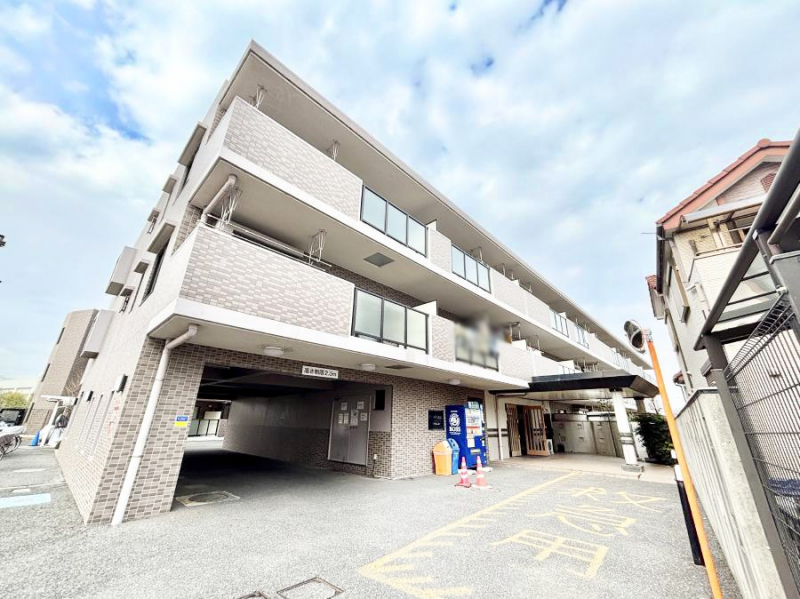 �G���g�����X�@�������������͋C�̃G���g�����X