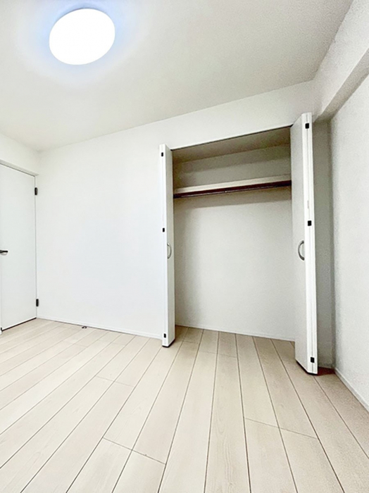 ���[�@�����Ղ�̎��[�X�y�[�X�ł��ł��Z��Ԃ��X�b�L���ۂĂ���