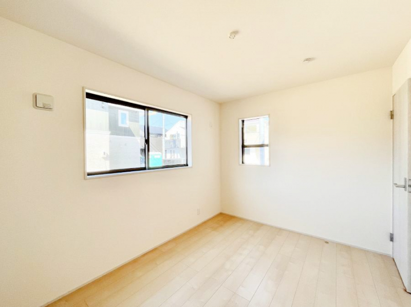 ���̑����ρ@�i�`�������ȃt���[�����O�͂ǂ�ȃC���e���A�ɂ��}�b�`�B  �@