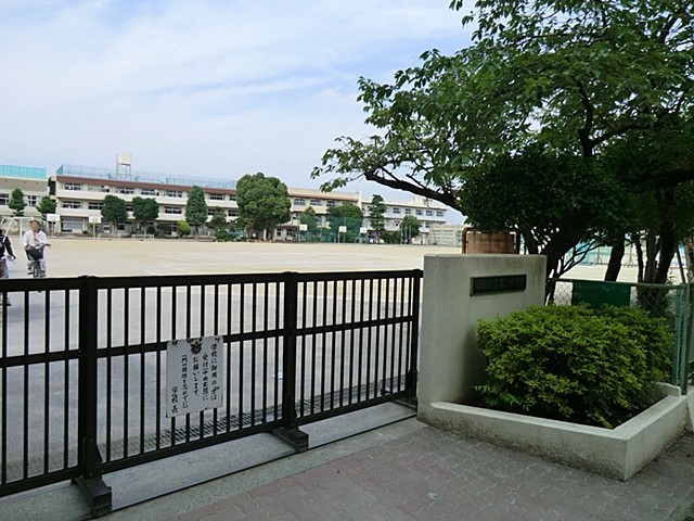 ���ӊ��@���w�Z 450m �s��s����񒆊w�Z