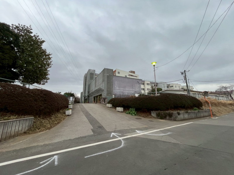 ���ӊ��@���w�Z 600m ���c�䒆�w�Z