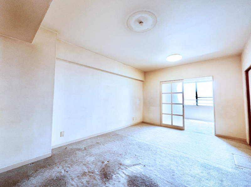 ���r���O�@�Ƒ������R�ƏW�܂�e���̃X�y�[�X�ɂȂ肻��  