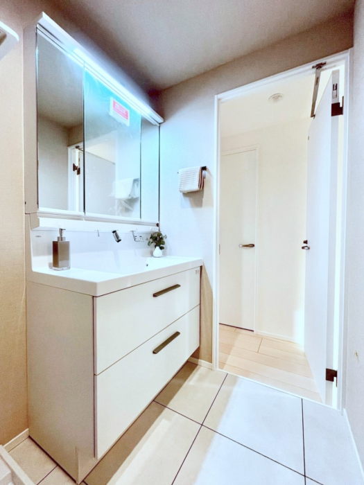 ���ʑ�E���ʏ��@������������ʉ��ώ��Œ��̐g�x�x�����K  