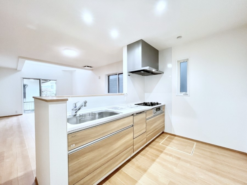 �L�b�`���@�J�E���^�[�z���Ɋy����������ׂ�B�����̂������������Ɣ��������Ȃ肻���ł��ˁB 