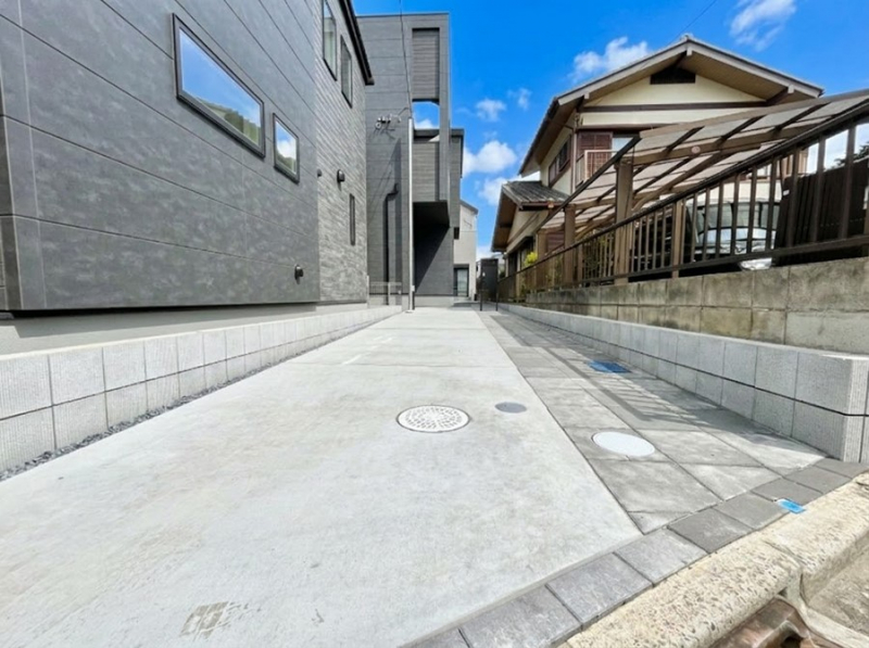 �@�����Ɍ������Ȃ����ԃX�y�[�X�B