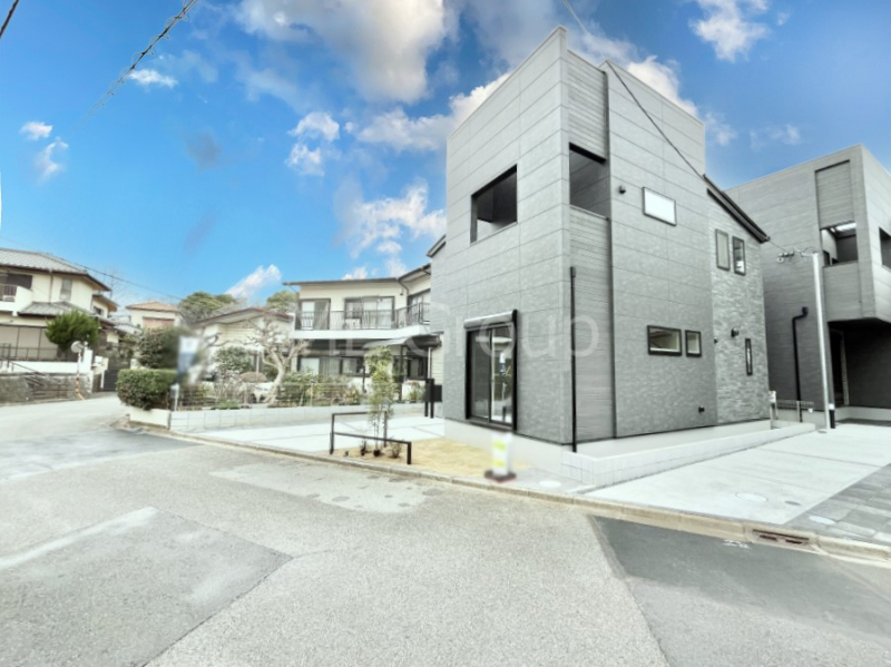 ���n�O�ώʐ^�@���ʂ��̗ǂ��ƂƂ��ɁA�X���݂ɊJ������^���Ă���܂��B 