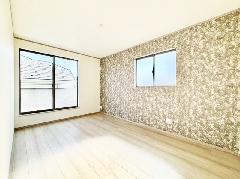 ���̑����ρ@�o���R�j�[���J�������v���X���Ă����m��