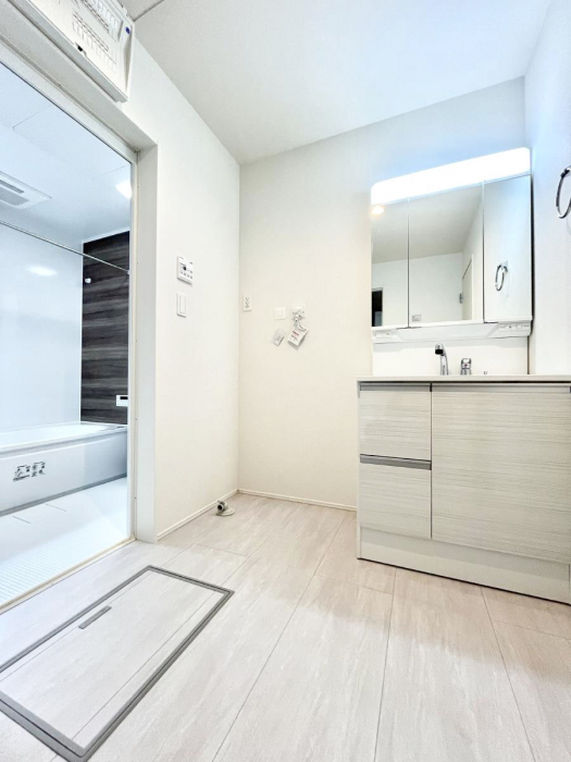 ���̑��@�������̂�����K��Ԃł��B�����̐g�x�x���C�����ǂ����g�������܂��B 