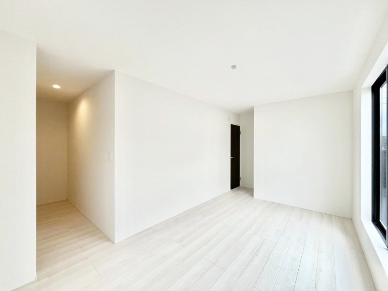 �Q���@�E�H�[�N�C���N���[�[�b�g�����邨�����B�G�߂��Ƃ̓���ւ����s�v�ŕ֗��ł��I