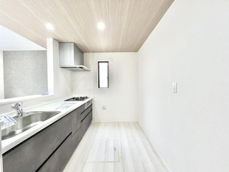 �L�b�`���@��Ƃ肠��L�b�`���ł͂��Ƒ��Ɗy�������������ł��܂��B