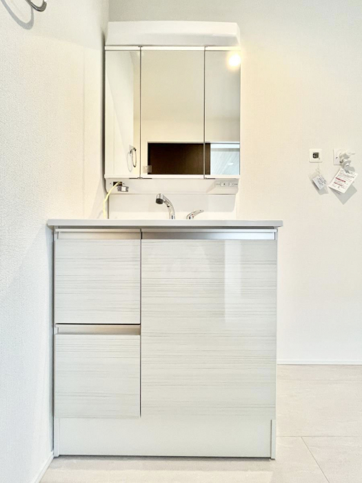 ���ʑ�E���ʏ��@�傫�����₷���O�ʋ��Ő�����������ʑ�́A�g�����Ȃ݃`�F�b�N�┧�̂������ɂ������߂ł��B 